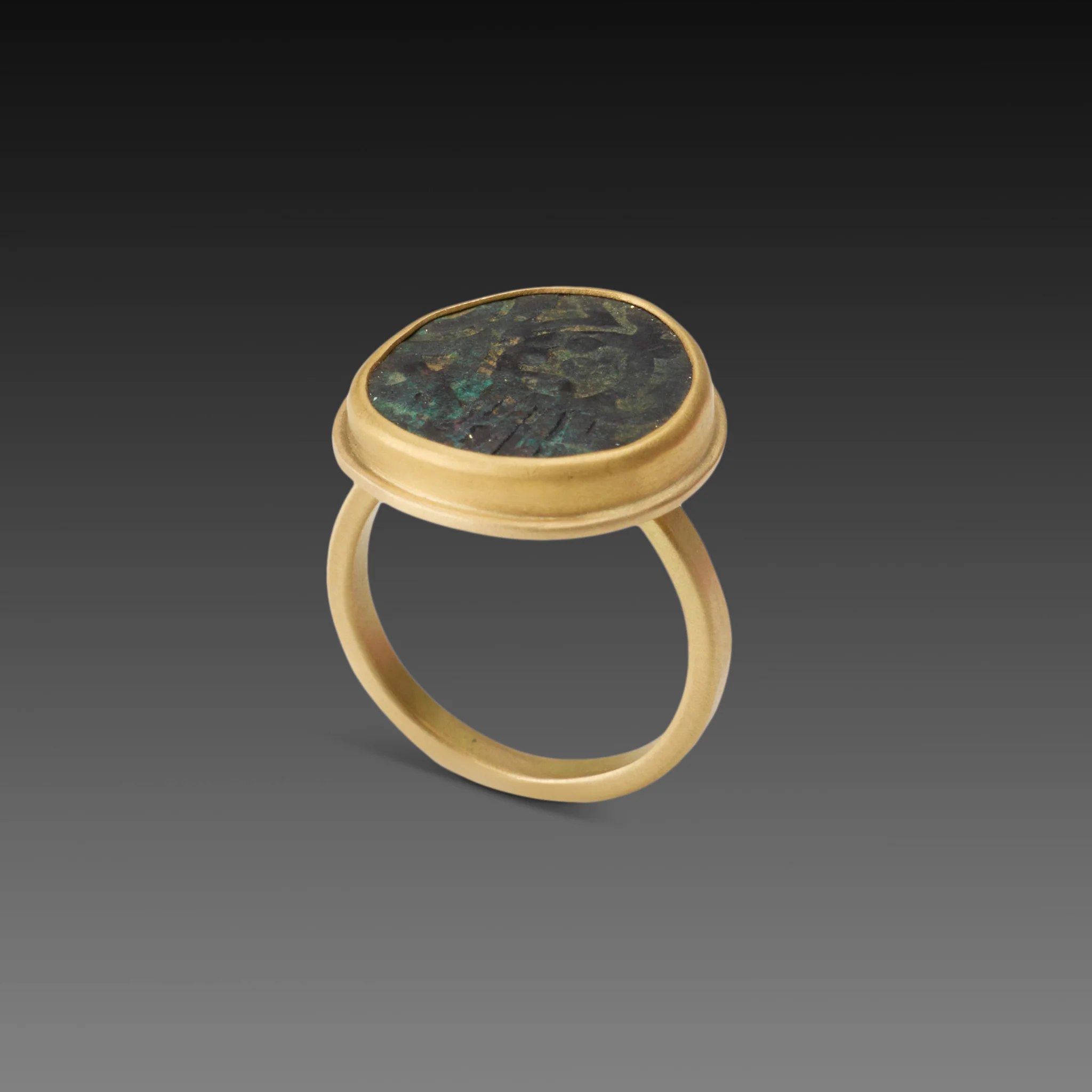 Ancient Indian Coin Ring in Gold - Image 3