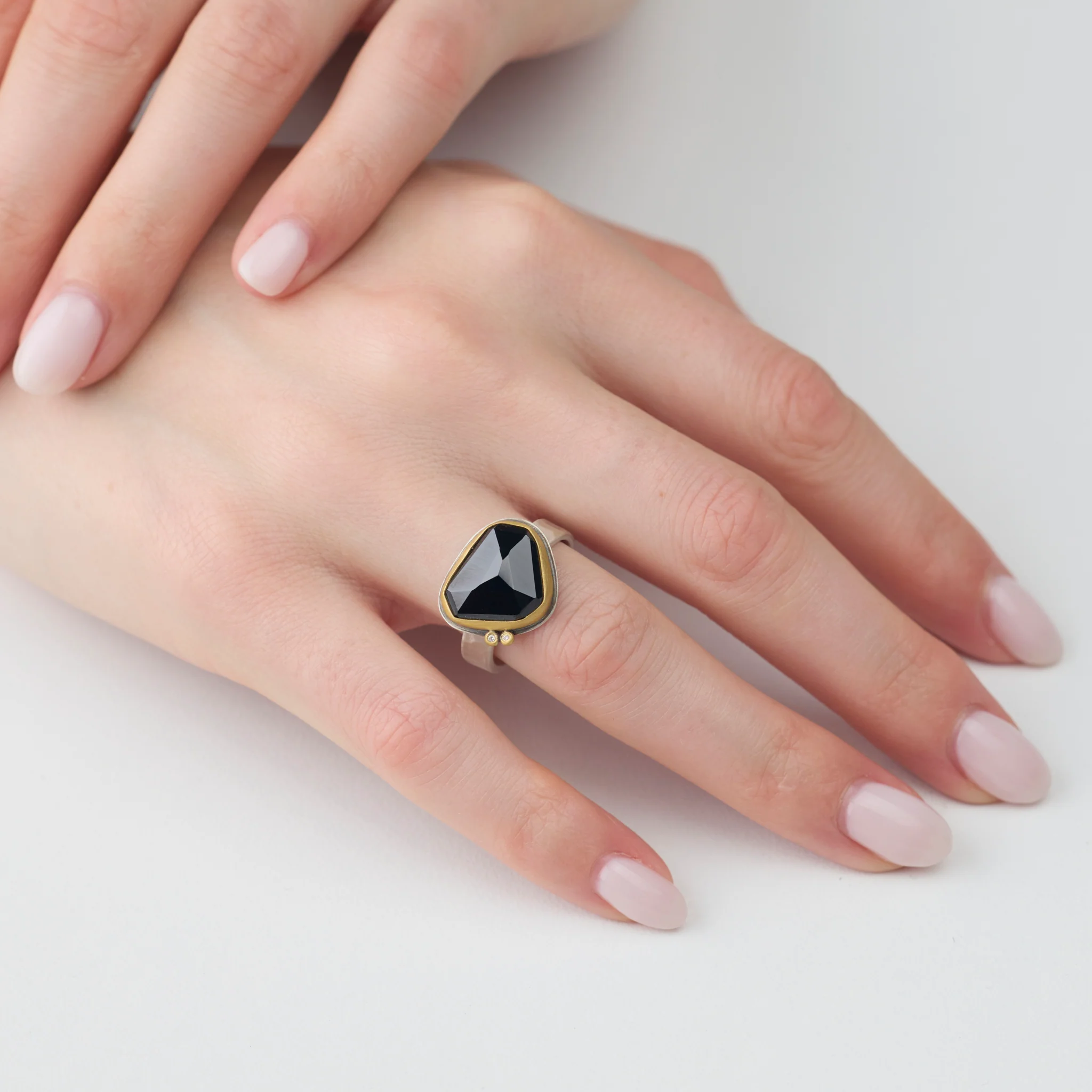 Black Spinel Ring with Diamonds - Image 2
