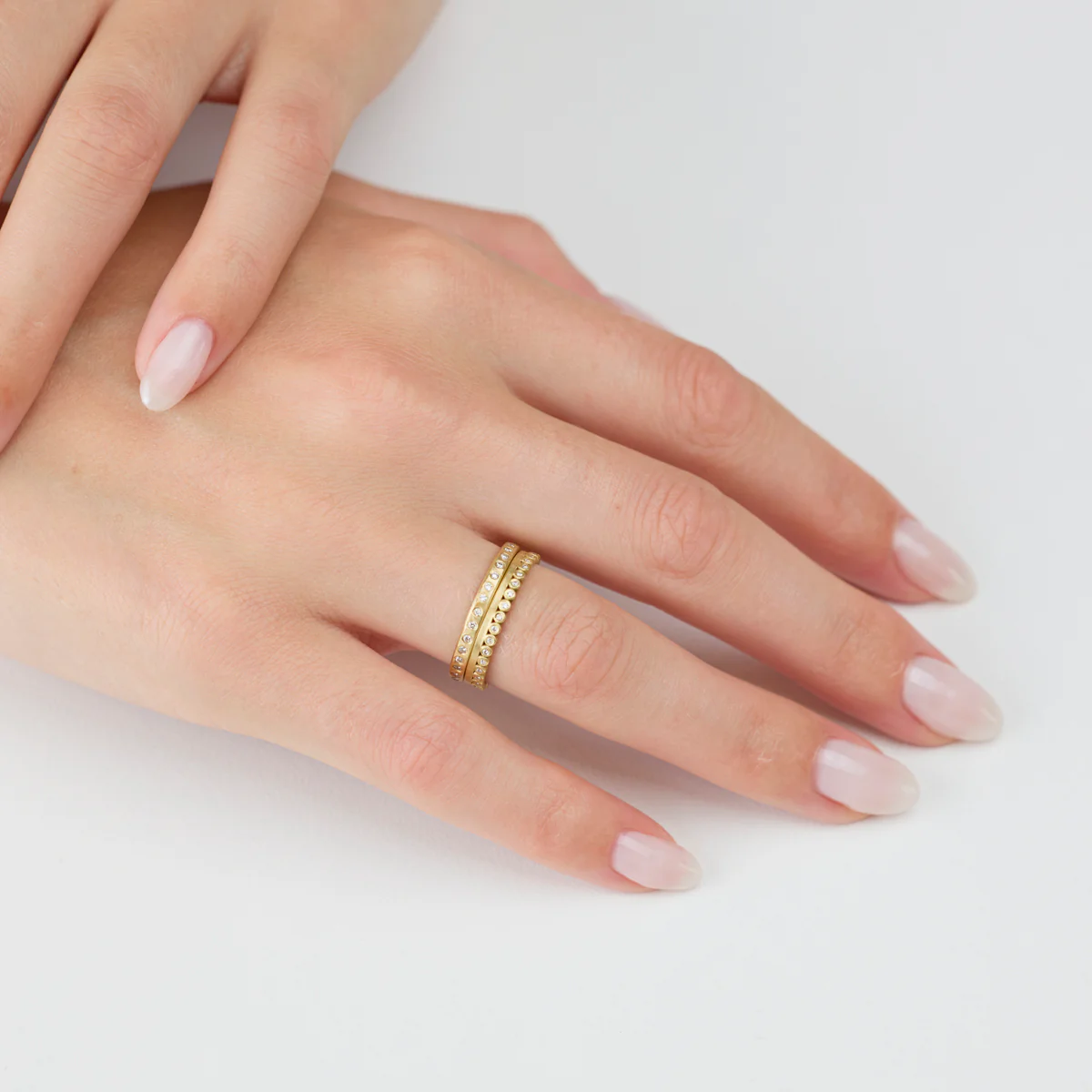 Continuous Side Diamond Dot Band - Image 3