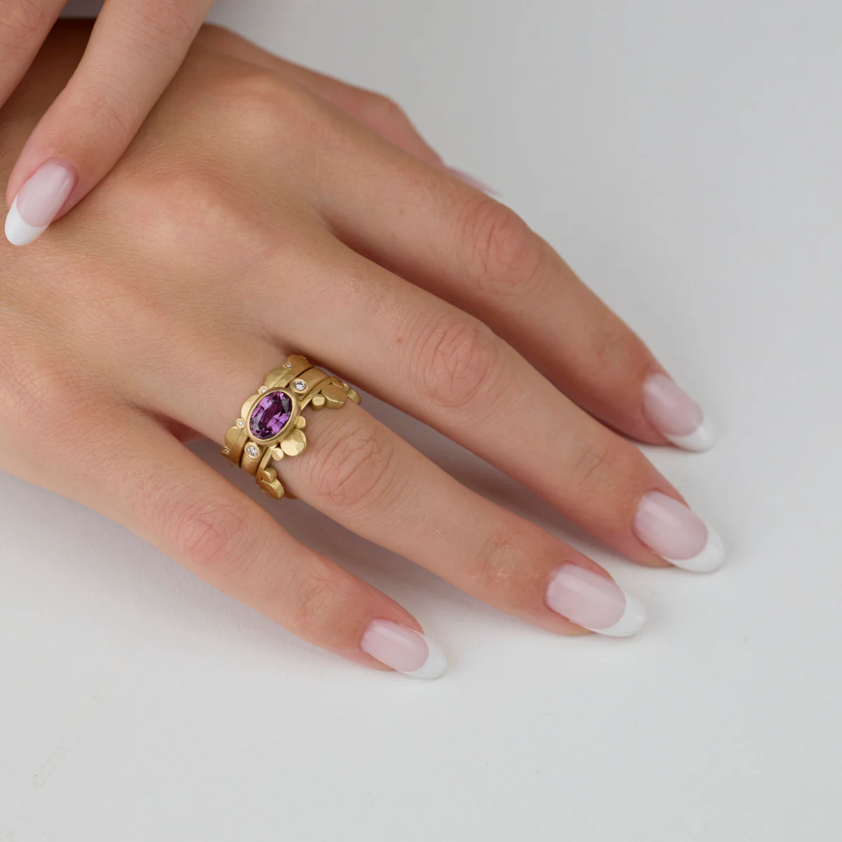 Deep Fuchsia Sapphire Ring - Image 3
