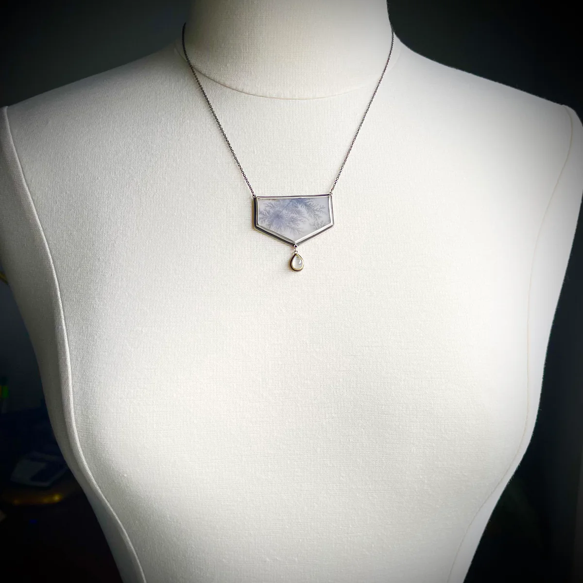 Dendritic Agate & Moonstone Drop Necklace - Image 3