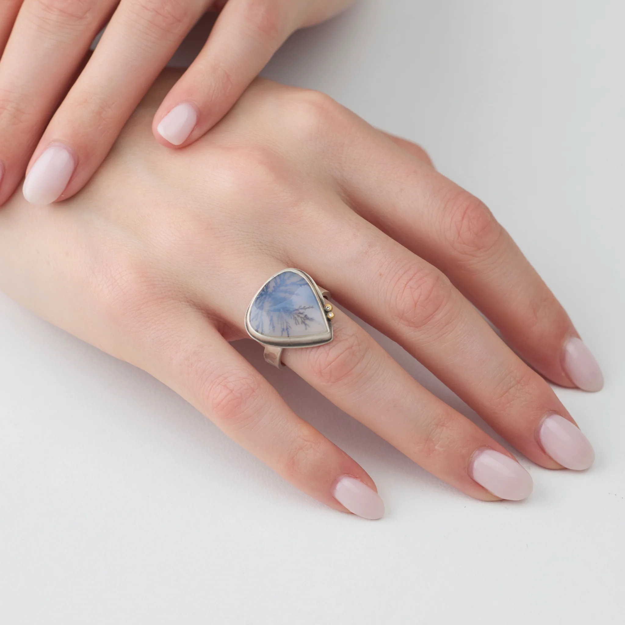 Glossy Dendritic Agate Ring with Diamonds - Image 2