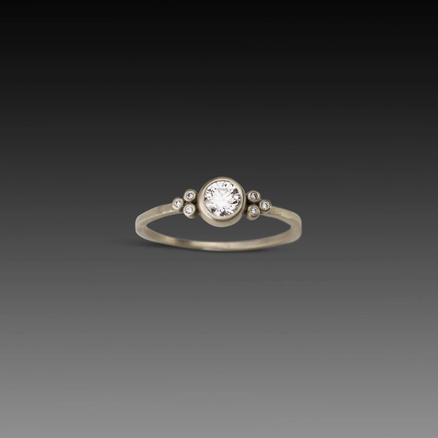 Medium Diamond Flourish Ring in White Gold