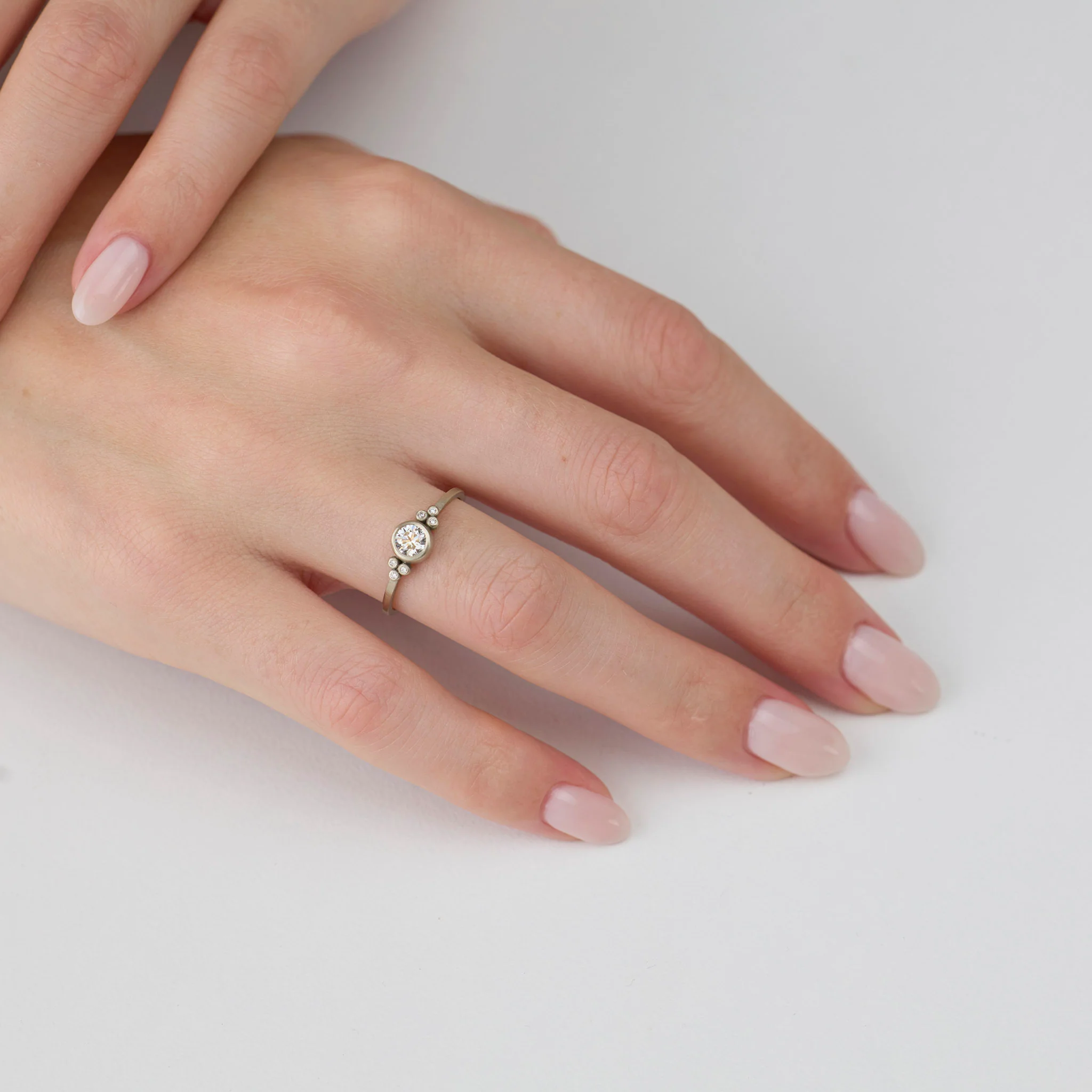 Medium Diamond Flourish Ring in White Gold - Image 2