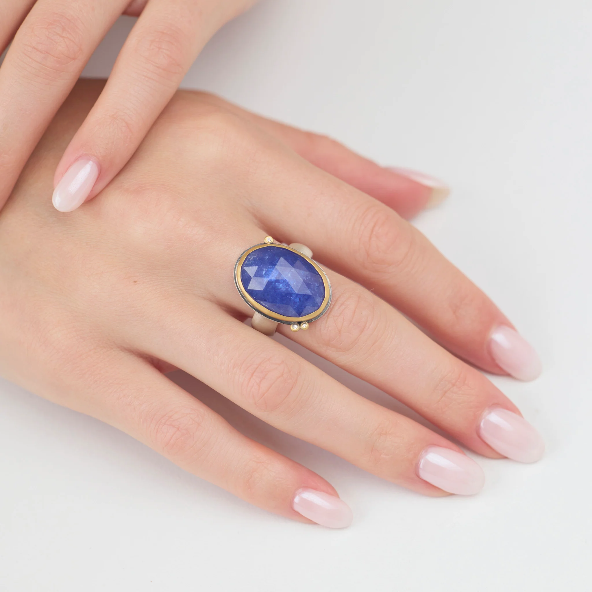 Oval Tanzanite Ring with Diamonds - Image 2