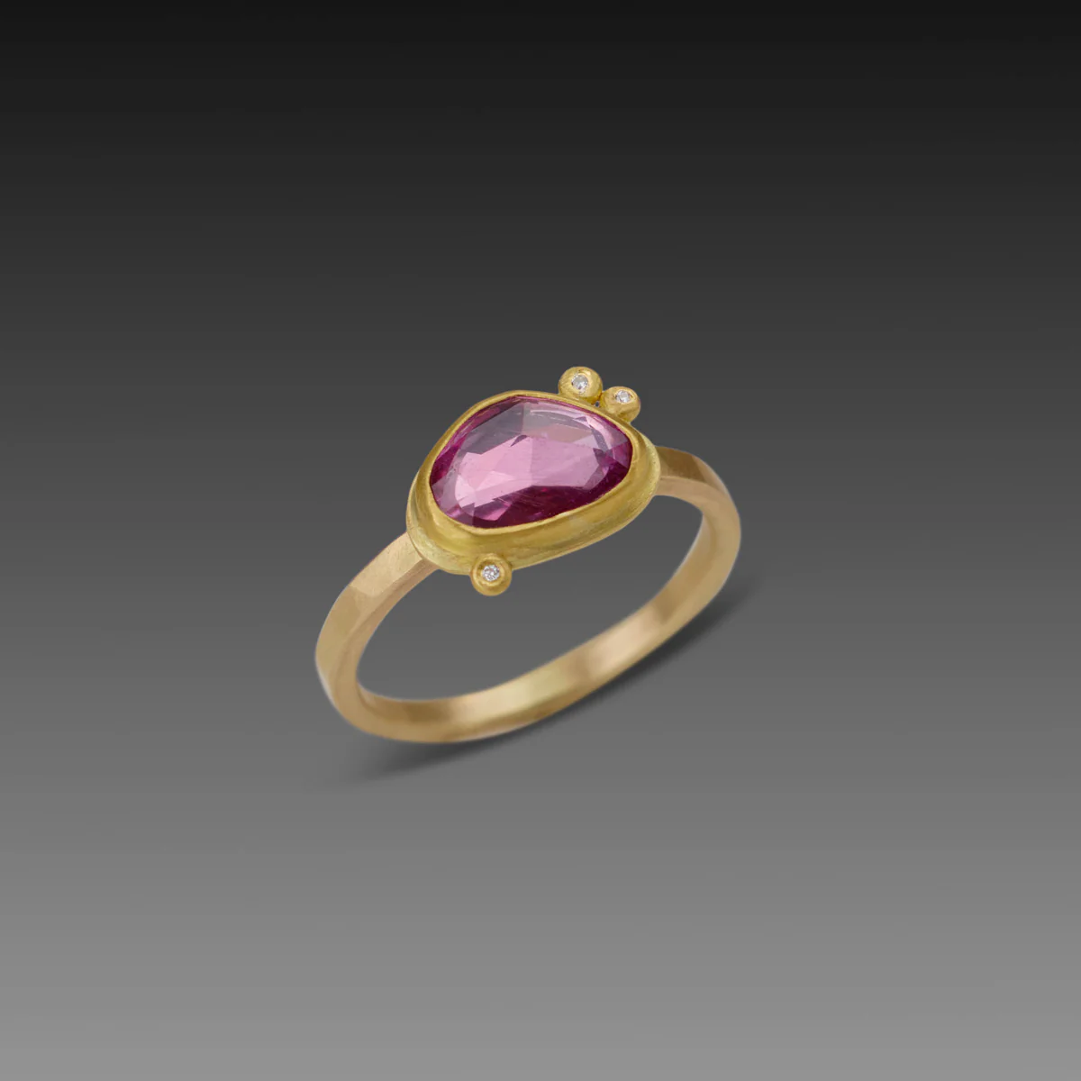 Pink Sapphire Ring - Image 3