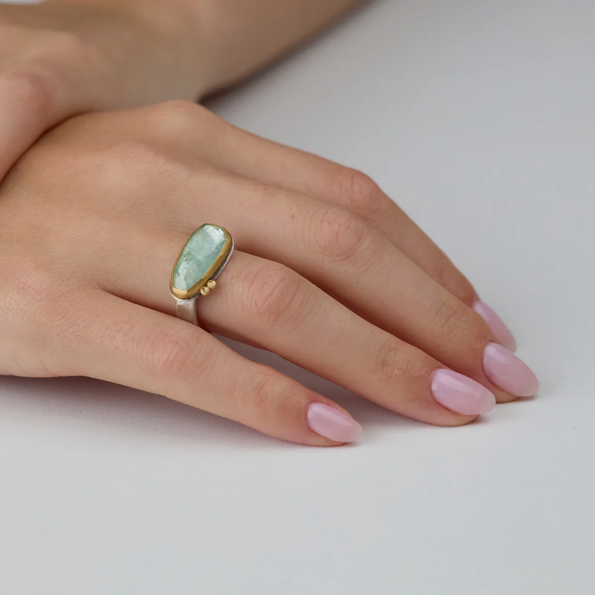 Rose Cut Beryl Ring - Image 2
