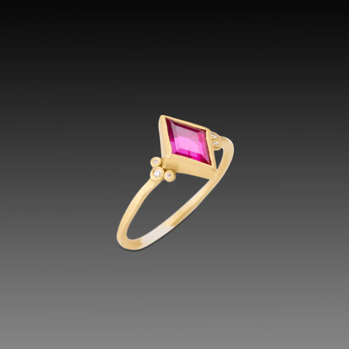 Ruby Ring with Diamond Trios - Image 2