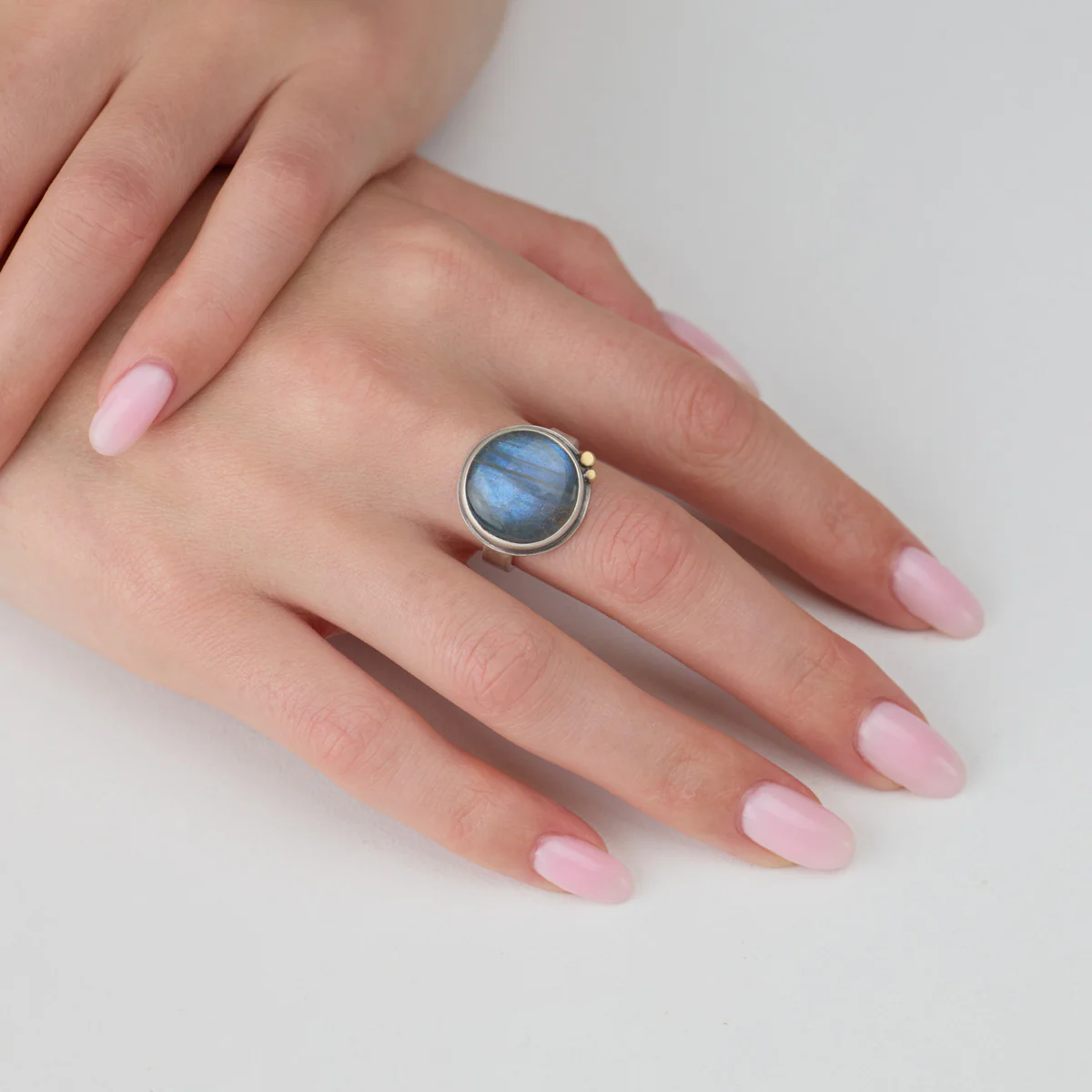 Smooth Round Labradorite Ring - Image 2