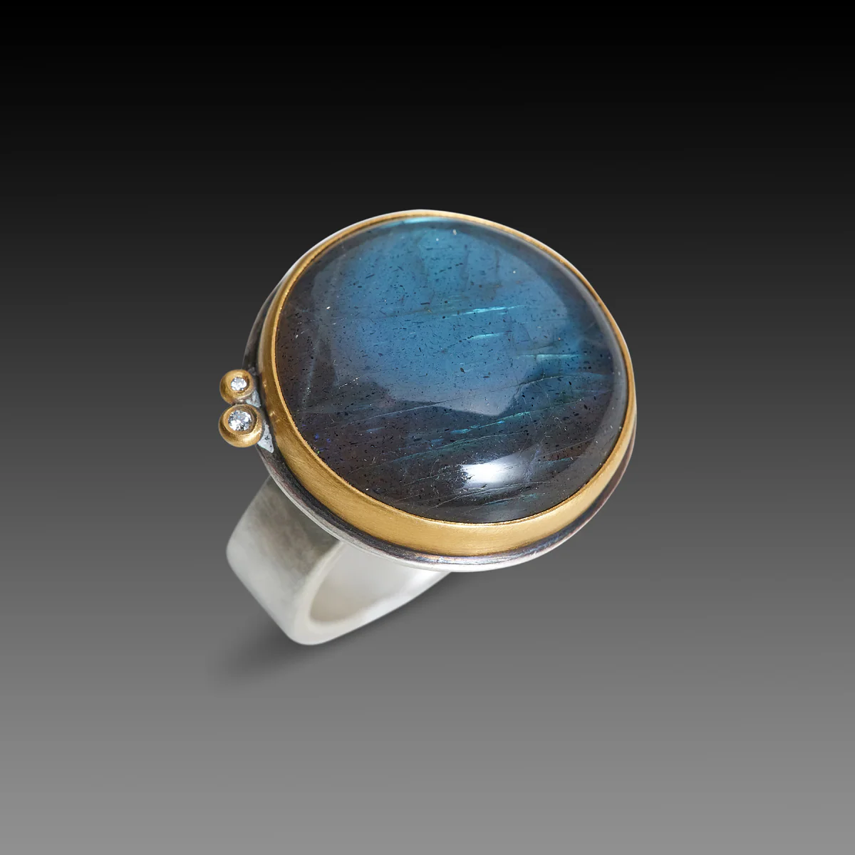 Smooth Round Labradorite Ring - Image 3