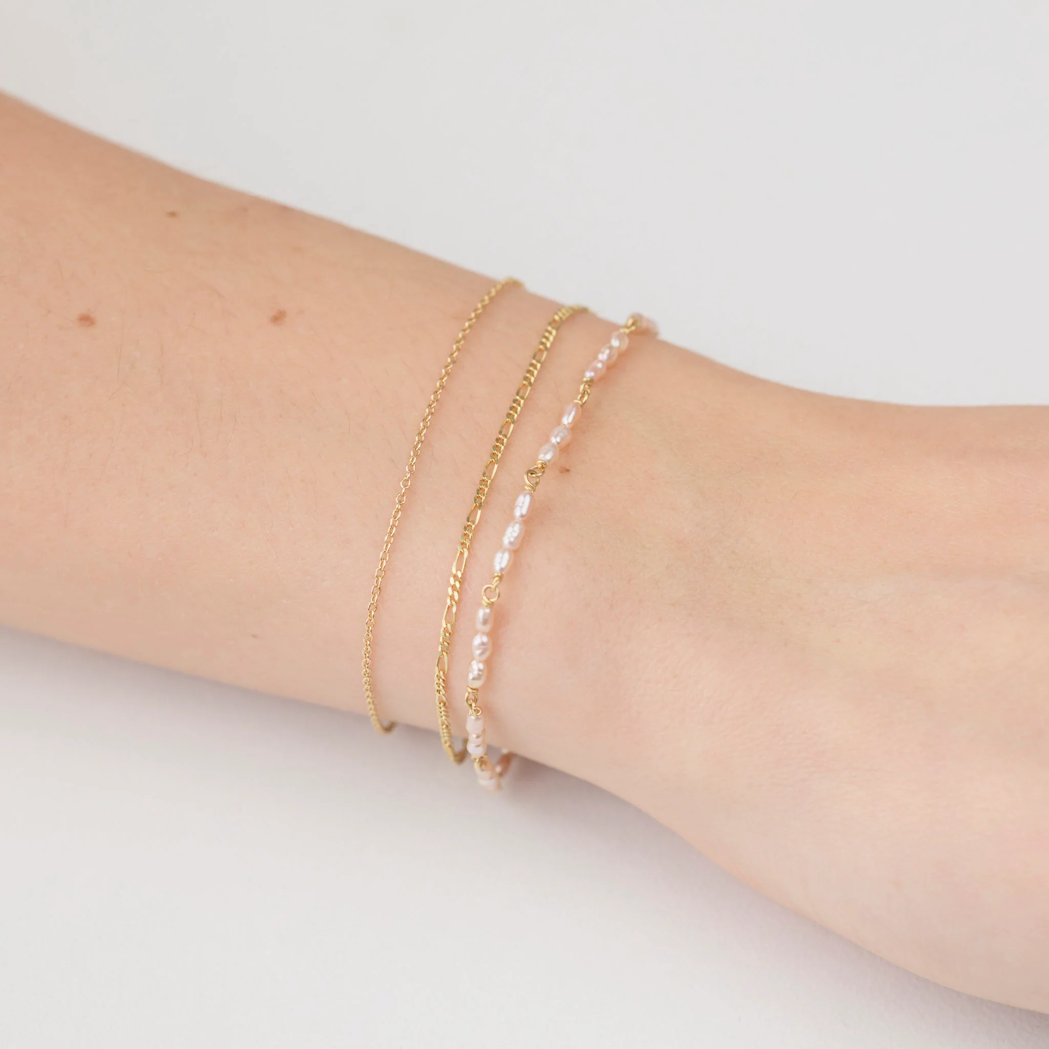 Soft Pink Pearl Bracelet - Image 2