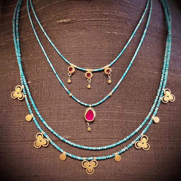 Turquoise Bead Necklace with 22k Filigree Trios - Image 4