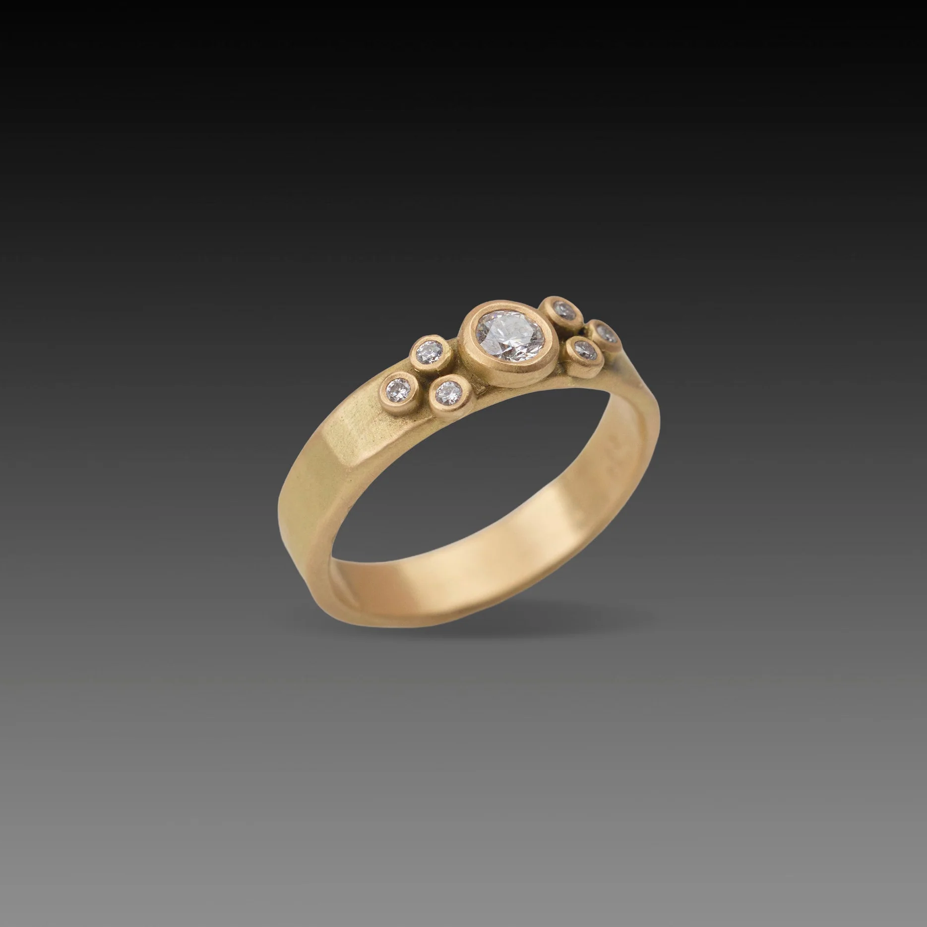 Wide Diamond Flourish Band - Image 3